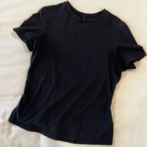 SKIMS fits everybody tee